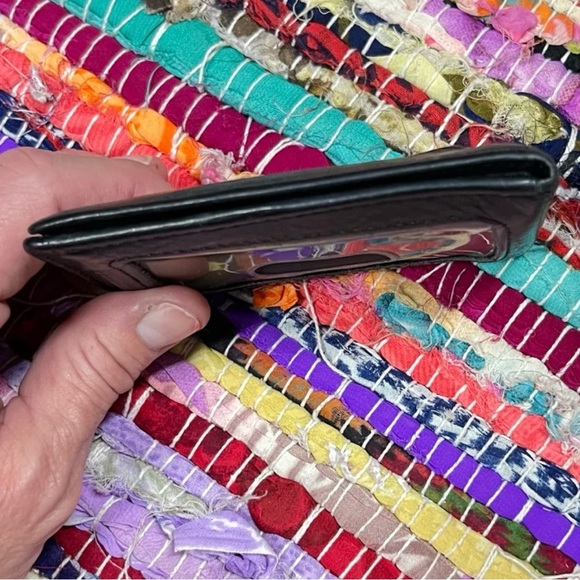 FOSSIL ANDREW BLACK LEATHER WALLET - Picture 7 of 10